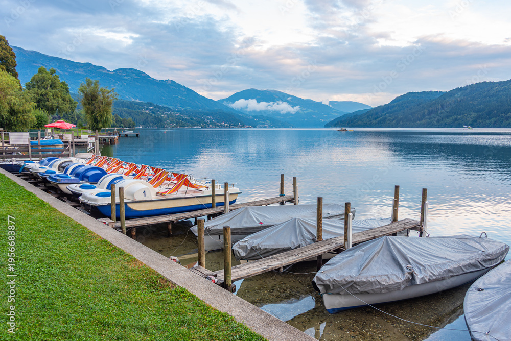 Naklejka premium Boats at Millstatter see in Austria