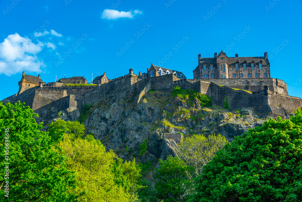 Obraz premium Aerial view of Edinburgh castle in Scotland