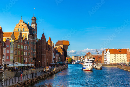 Bilde på lerret Cruise tour ship in Gdansk in a sunny day, Poland