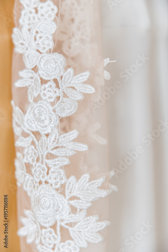 boda, novia, amor, anillos, mujer, gente, novio, casado, familia, ceremonia. casada, celebración, preparativos, detalles, vestido, bata, decoración