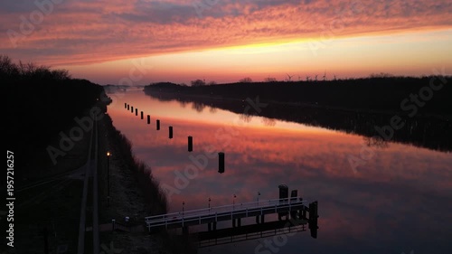 Sonnenaufgang am Nord-Ostsee-Kanal
