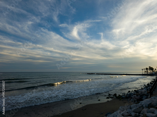 Atardecer en la costa de Marbella, España