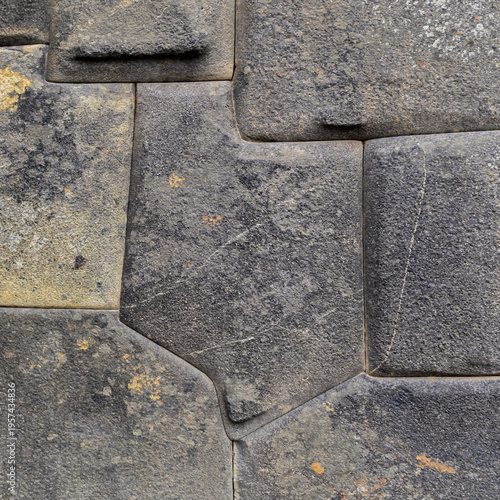 Fotografi Ollantaytambo rock formations built thousands of years ago from an ancient technology to create earthquake proof and weather sealed structures with incredible precision