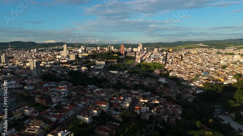 Video de paisagem aérea em Varginha, Minas Gerais, Brasil