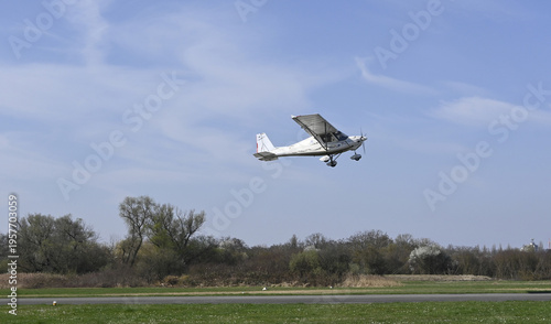 Wallpaper Mural sportfliegerei Torontodigital.ca