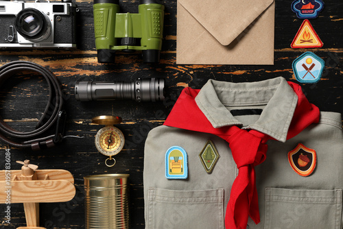 Scout's accessories on dark...