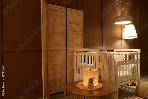 Comfortable crib, table, fo...