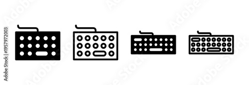 Keyboard icon vector illustration. keyboard sign and symbol