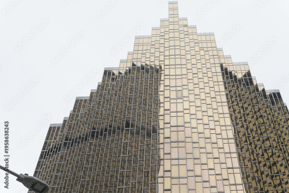Obraz premium skyward view of Royal Bank Plaza (main address at 200 Bay St) Toronto