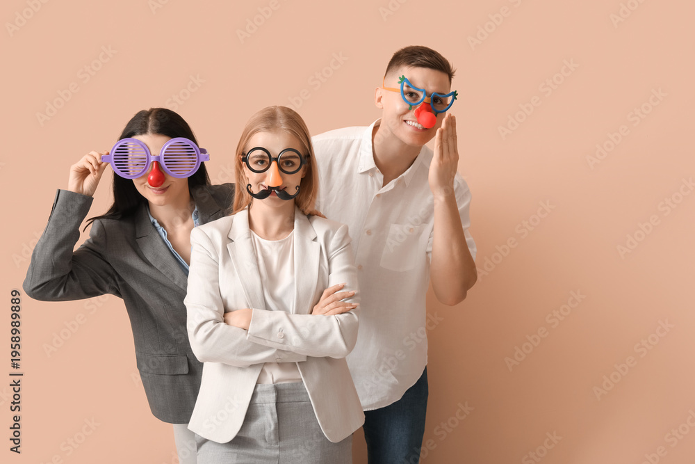 Ταπετσαρία Business people in funny disguise on beige background