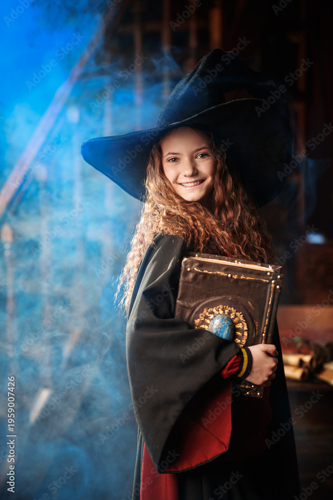 Naklejka premium Student Magic School