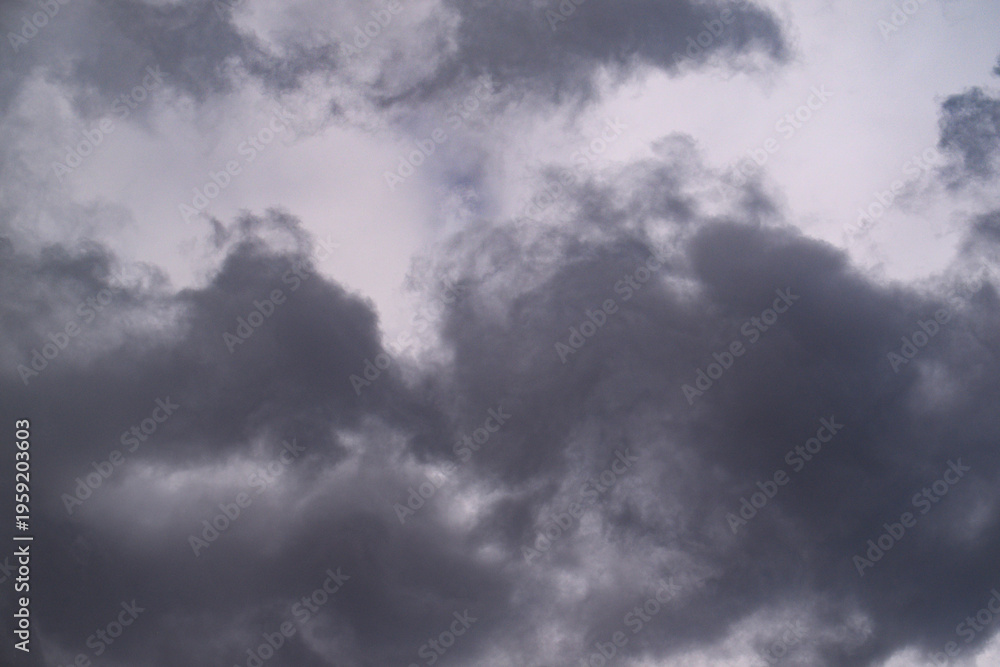 Obraz premium Storm clouds loom overhead, casting ominous shadows