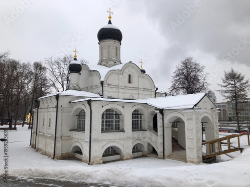 Принти на полотні Iglesia de la Concepción de Santa Ana en Moscú Rusia