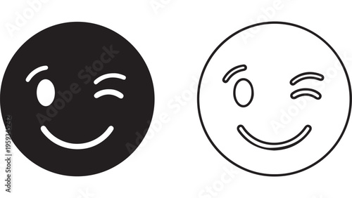 Smiling face icon with transparent background