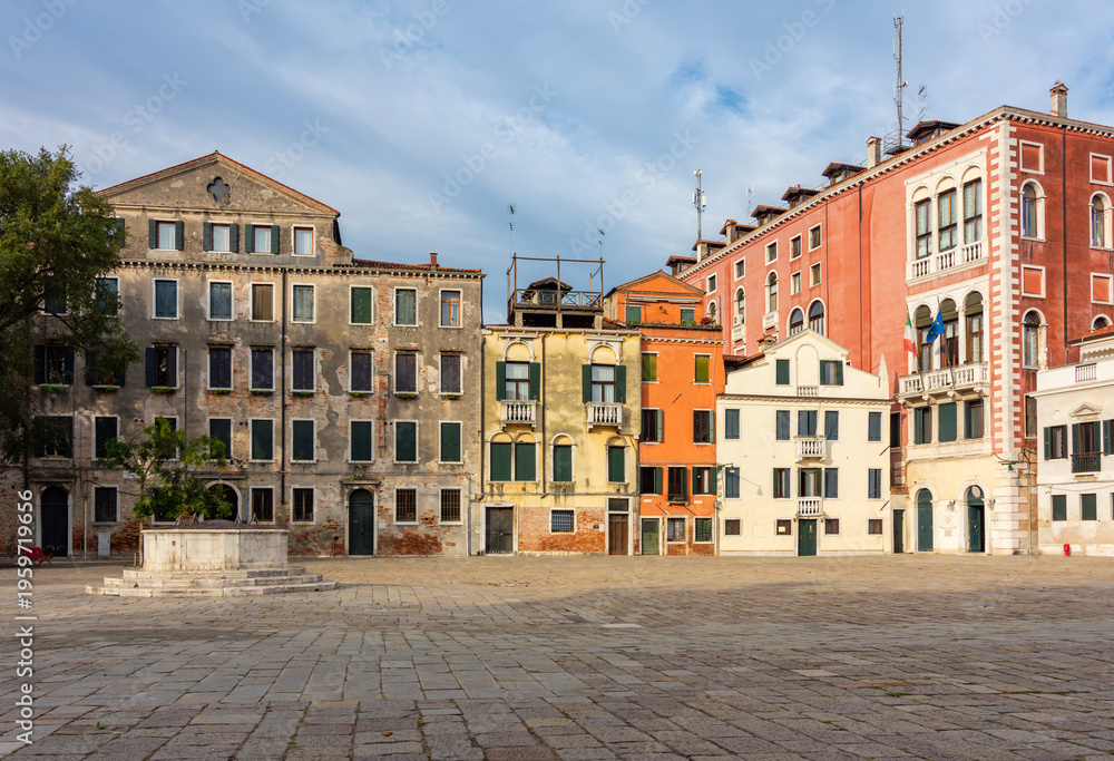 Obraz premium Campo San Polo square in Venice, Italy