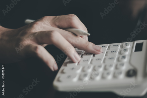 Photos financial planning, insurance cost calculation, budgeting, investment analysis, and business accounting management process