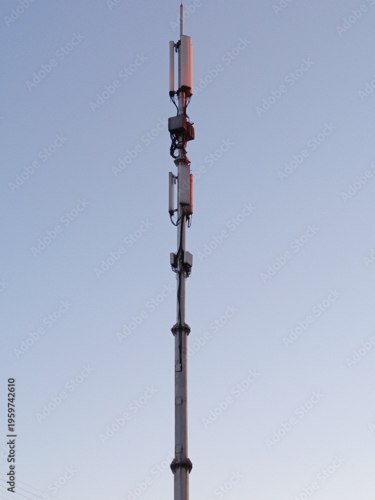 Fototapeta premium telecommunication tower with antennas