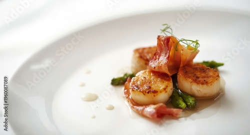 Exquisite scallops dish fea...