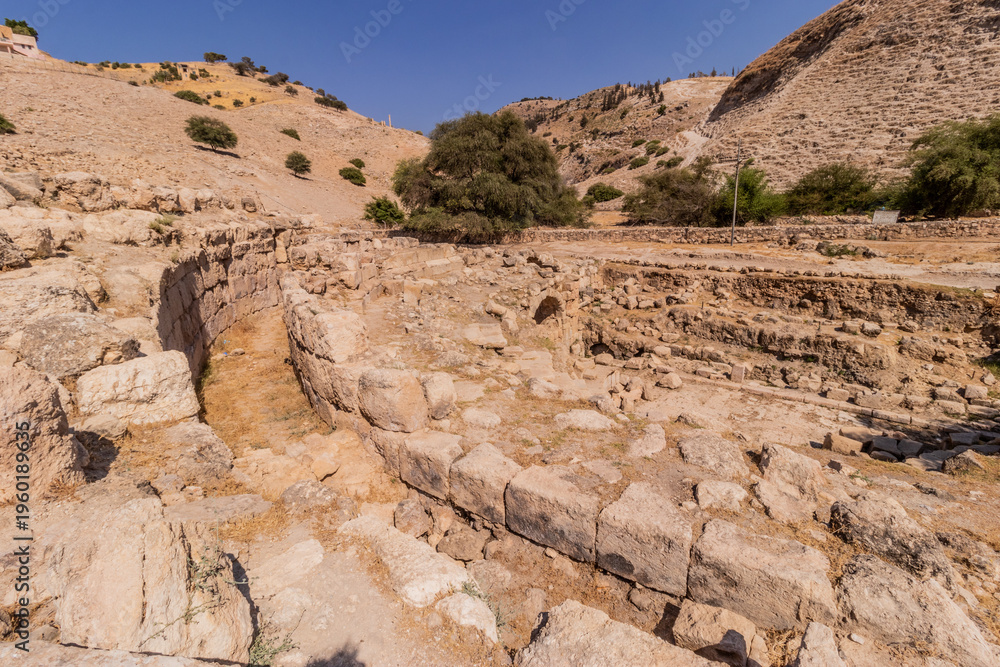 Obraz premium Roman Theatre at ancient Pella ruins, Jordan