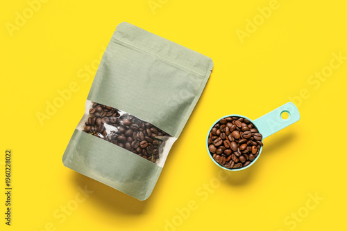 Coffee bag with scoop and b...