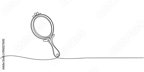 one line art mirror vector illustration. line art, one continuous line, simple, hand drawn and sketch style. one line Art icon drawing vector