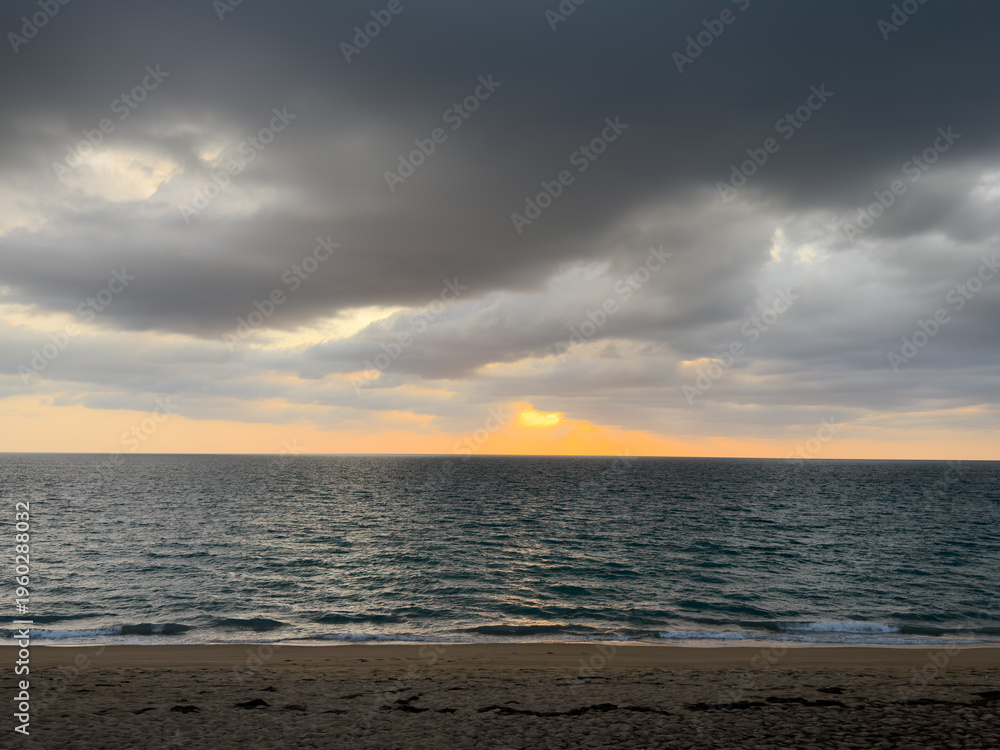 Obraz premium Beach Sunset, Unknown Location