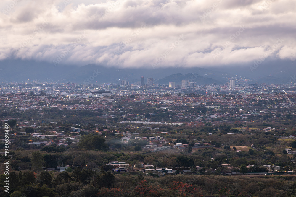 Obraz premium Clouds over City San Jose and Alajuela, Costa Rica.