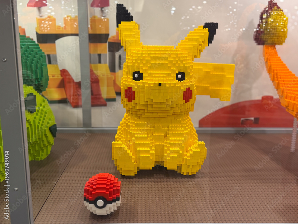 Obraz premium Brick-built pikachu with pokeball