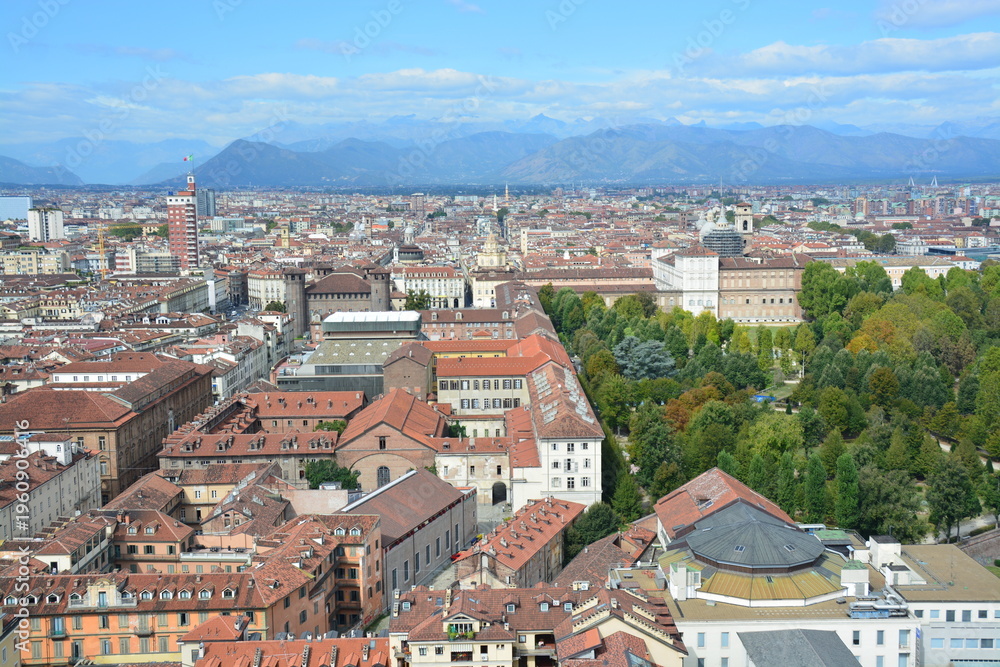 Obraz premium イタリア トリノのモーレ・アントネッリアーナ（国立映画博物館）