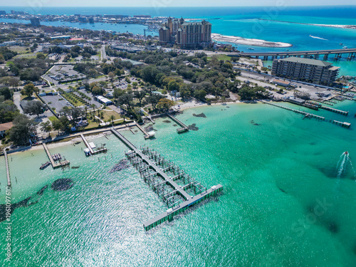 Foto Along Florida's Emerald Coast