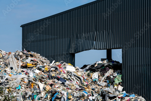 Fotografie Large pile of household and industrial waste at a recycling center and landfill