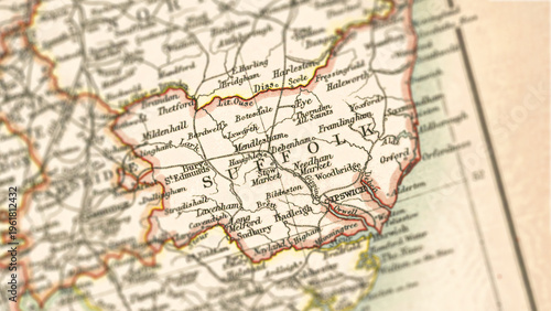 Foto Macro close up of a vintage map highlighting Suffolk in the United Kingdom, show