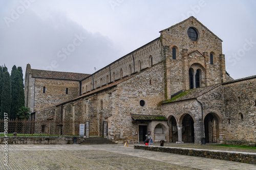 Obraz na płótnie Romanesque Basilica of Santa Maria Assunta with stone portico in Aquileia, Friul