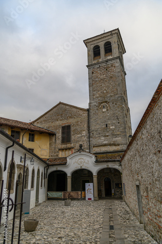 Konstfotografi Courtyard of the Lombard monastery of Santa Maria in Valle, home of the Tempiett