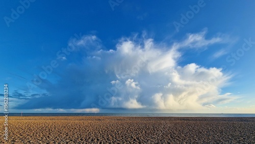 Konstfotografi Rain cloud over the english channel