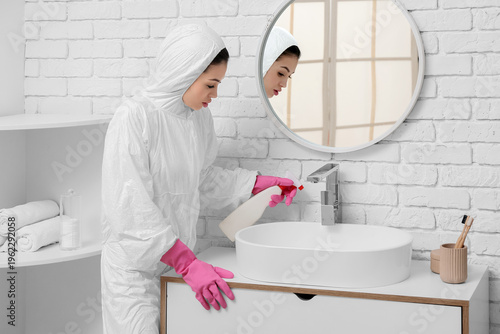 Female worker of cleaning s...