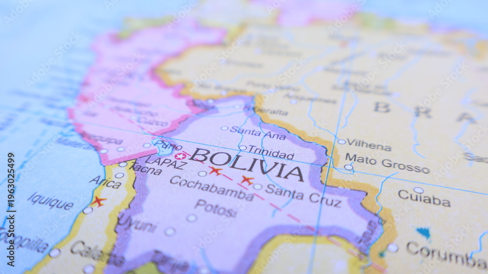Naklejka premium Bolivia Map Close-Up: Travel and Geography Resource