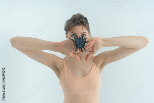Fotografija visualization of a woman's self-perception, psychological state, negative emotio
