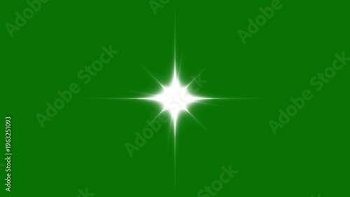 Single glowing sparkle star twinkle animation with glitter shine burst effect, white cartoon doodle blinking light star overlay in seamless 4K loop, transparent alpha green background element loopable
