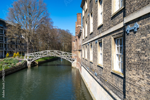 Принти на полотні Wooden bridge over the River Cam on a sunny day