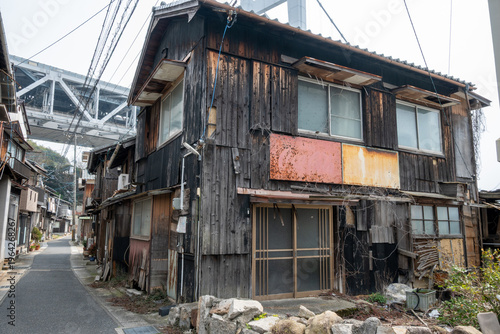 日本の岡山県倉敷市児島の古くてとても美しい建物