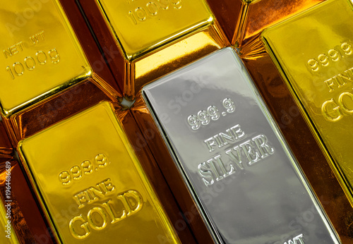 Fine silver and gold bar