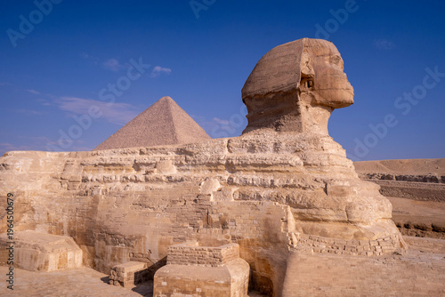 Sphinx and pyramids of Giza