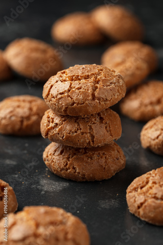 Tableau sur toile Amaretti biscuits, a traditional Italian sweet and crunchy almond cookies