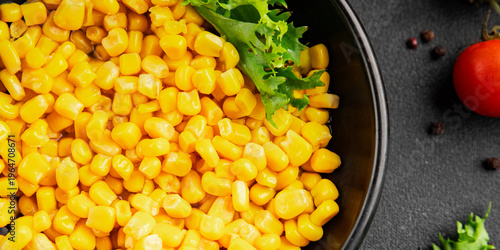 Obraz na plátne corn maize ready to eat cooked corn canned fruit tasty snack fresh delicious gou