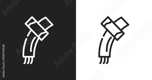 Winter scarf icon. Linear black, white icon from winter collection. Outline winter scarf vector. Thin line symbol isolated on white and black background