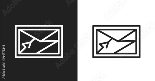 Gps navigator icon. Linear black, white icon from taxi service collection. Outline gps navigator vector. Thin line symbol isolated on white and black background