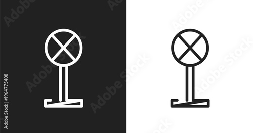 No stopping icon. Linear black, white icon from parking collection. Outline no stopping vector. Thin line symbol isolated on white and black background
