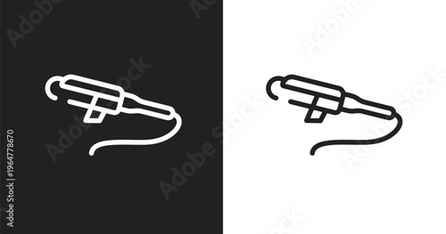 Curler icon. Linear black, white icon from hairdressing and barber shop collection. Outline curler vector. Thin line symbol isolated on white and black background