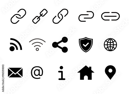 Internet URL or webpage url link icons set. Link icon, attach link chain icon. Internet url icon symbol. Simple link icon designInternet URL or webpage url link icons set.